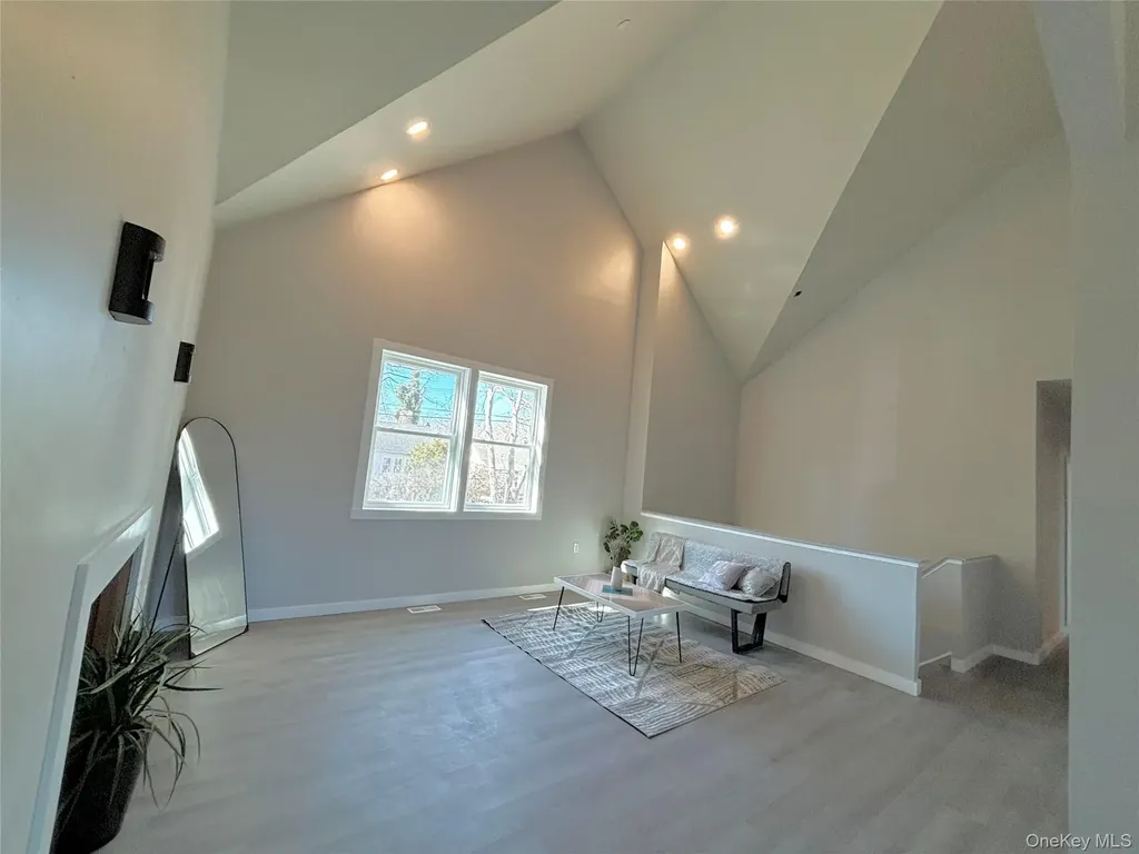 125 Lynbrook Drive Mastic Beach NY 11951