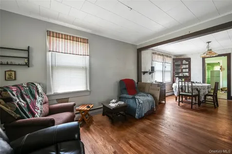 208 Aka 685 Knapp Place Greenport NY 11944