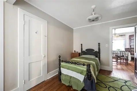 208 Aka 685 Knapp Place Greenport NY 11944