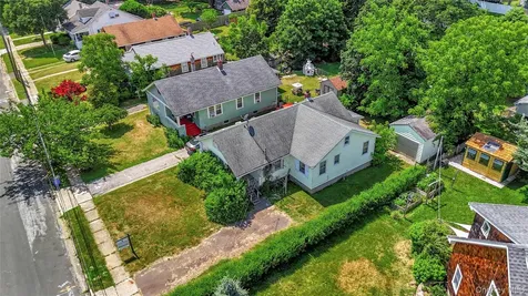 208 Aka 685 Knapp Place Greenport NY 11944