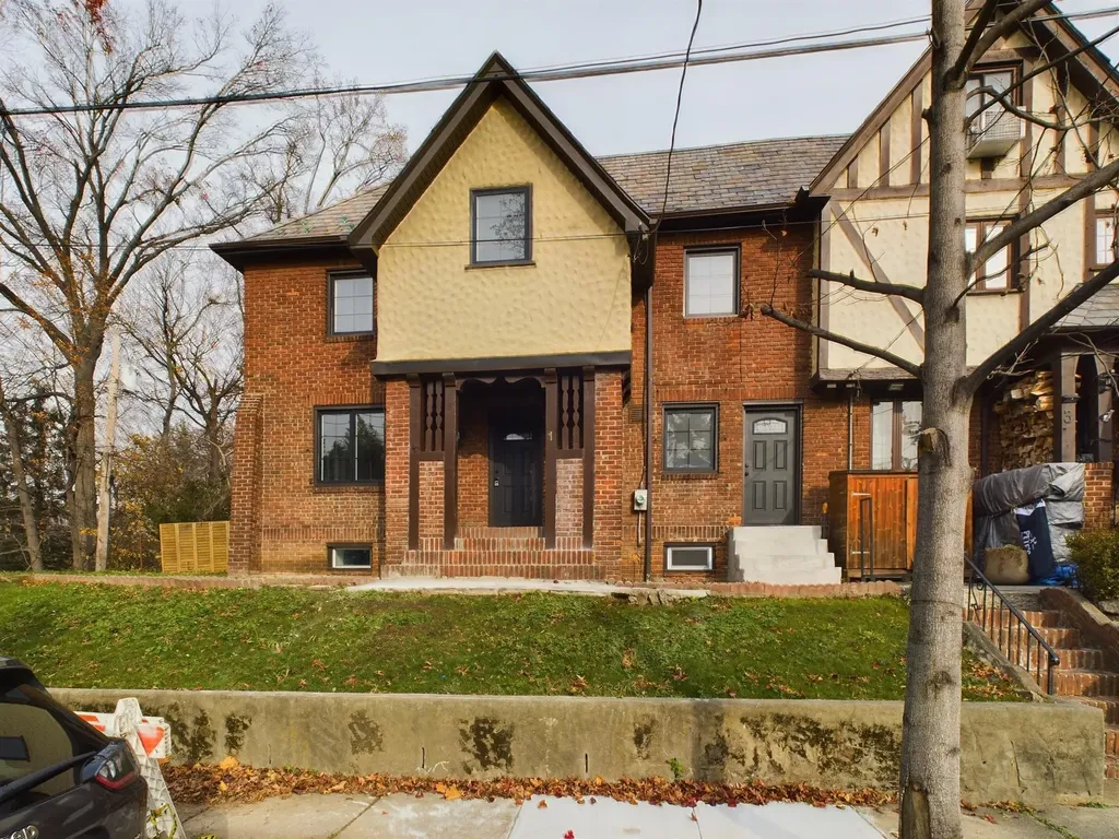 1 Hillside Avenue Pelham NY 10803
