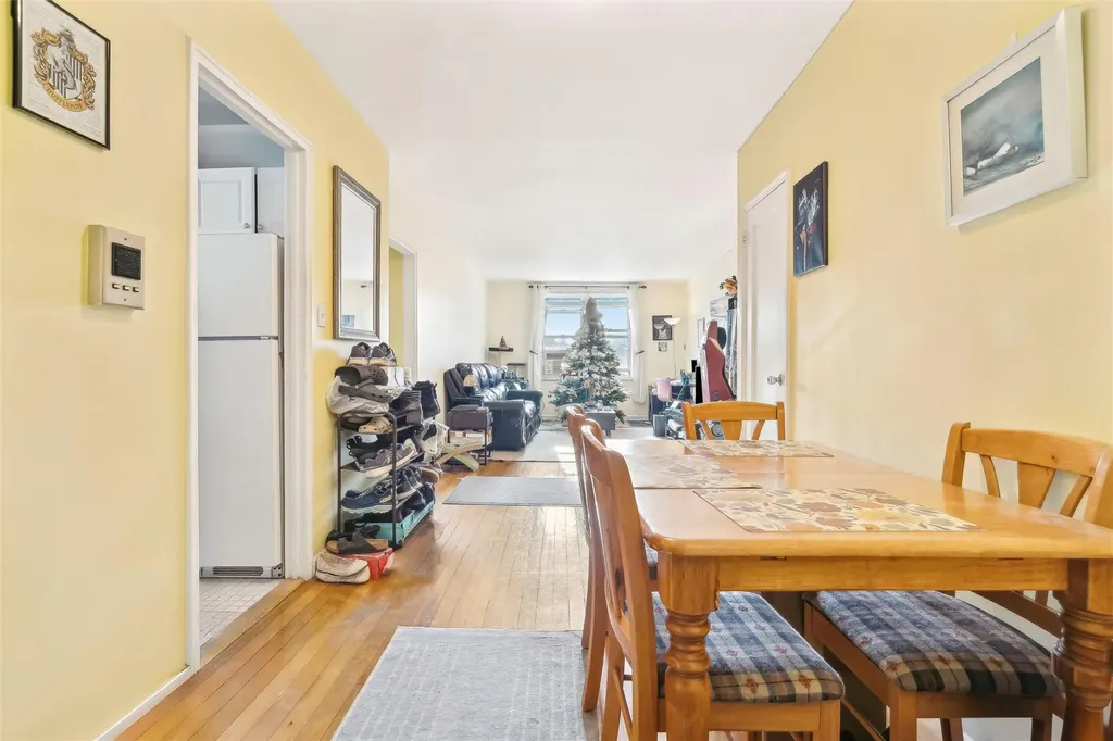 5635 Netherland Avenue Bronx NY 10471