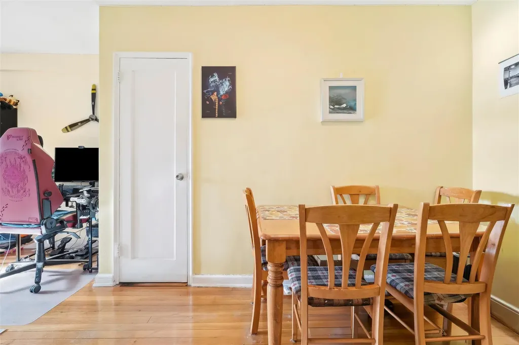 5635 Netherland Avenue Bronx NY 10471