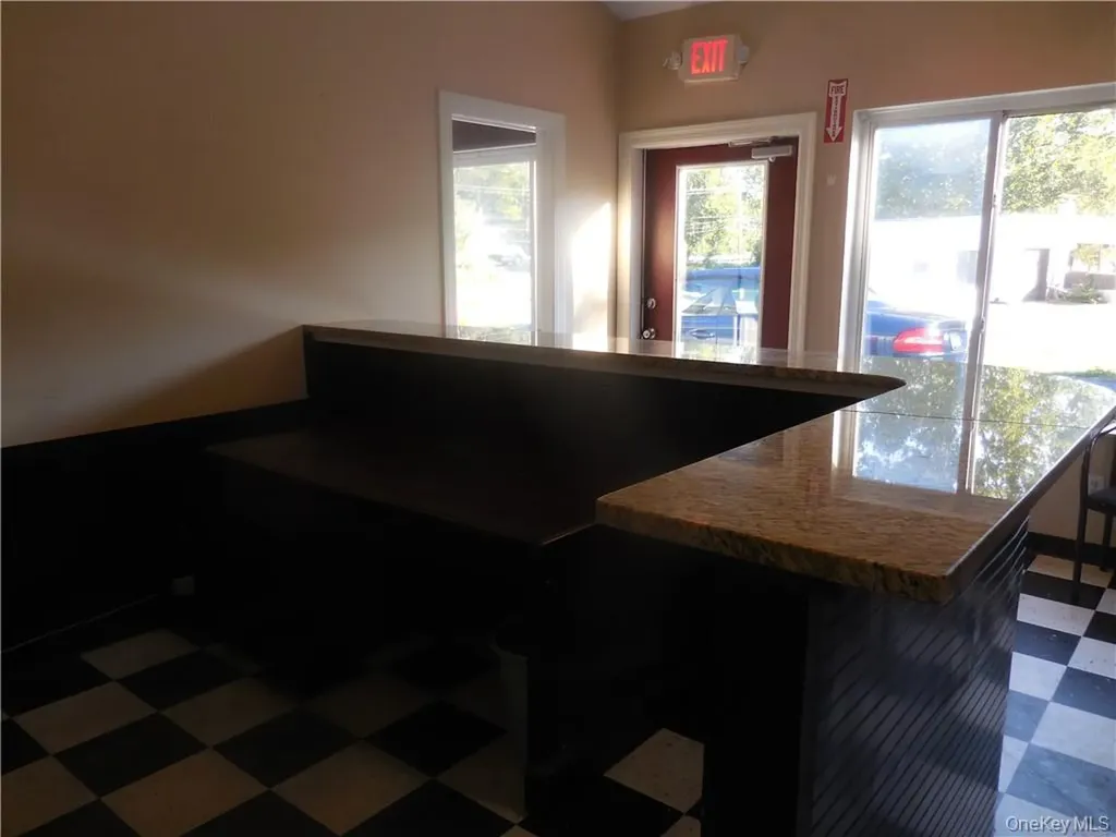 2899 Us Route 9w New Windsor NY 12553