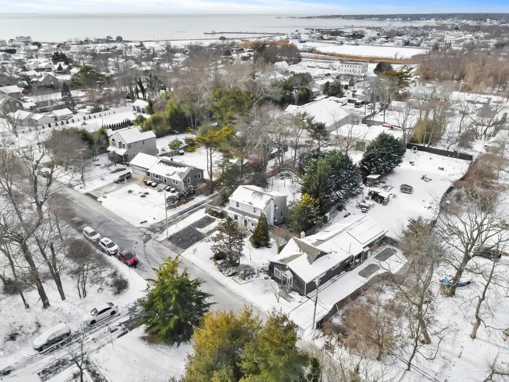 370 Grove Avenue Patchogue NY 11772