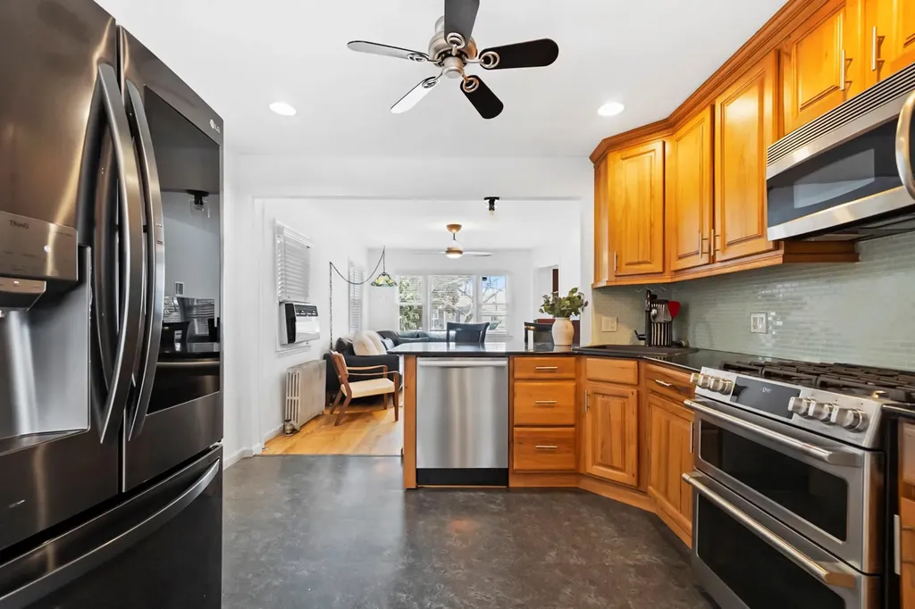 370 Grove Avenue Patchogue NY 11772