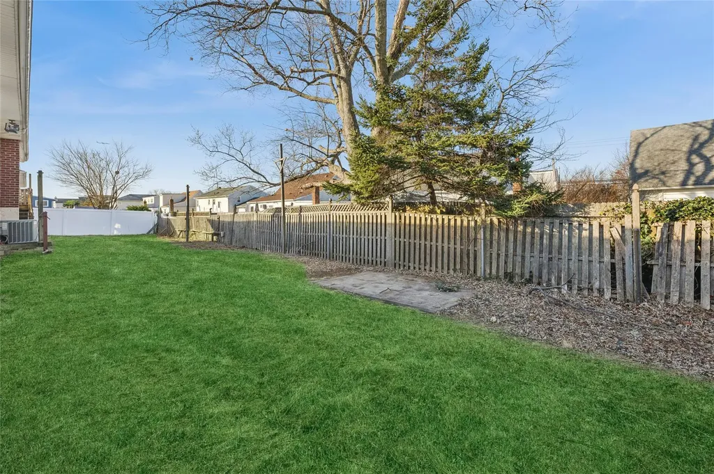 3402 Elliott Boulevard Oceanside NY 11572
