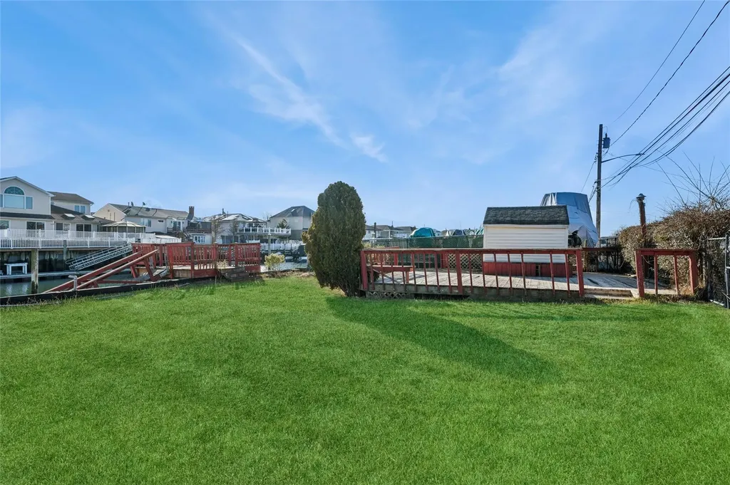 3402 Elliott Boulevard Oceanside NY 11572