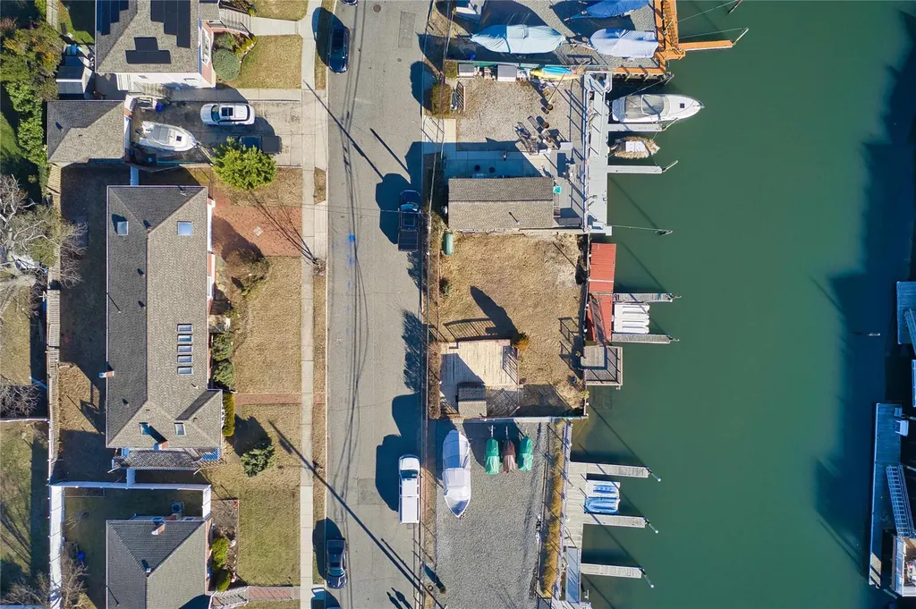 3402 Elliott Boulevard Oceanside NY 11572