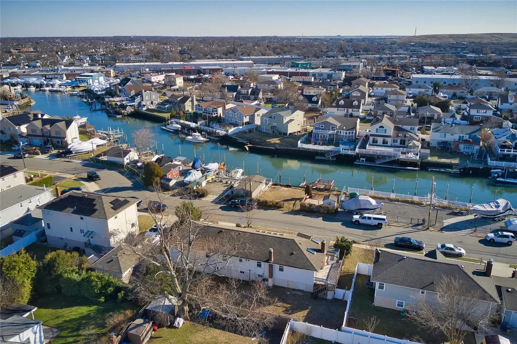 3402 Elliott Boulevard Oceanside NY 11572
