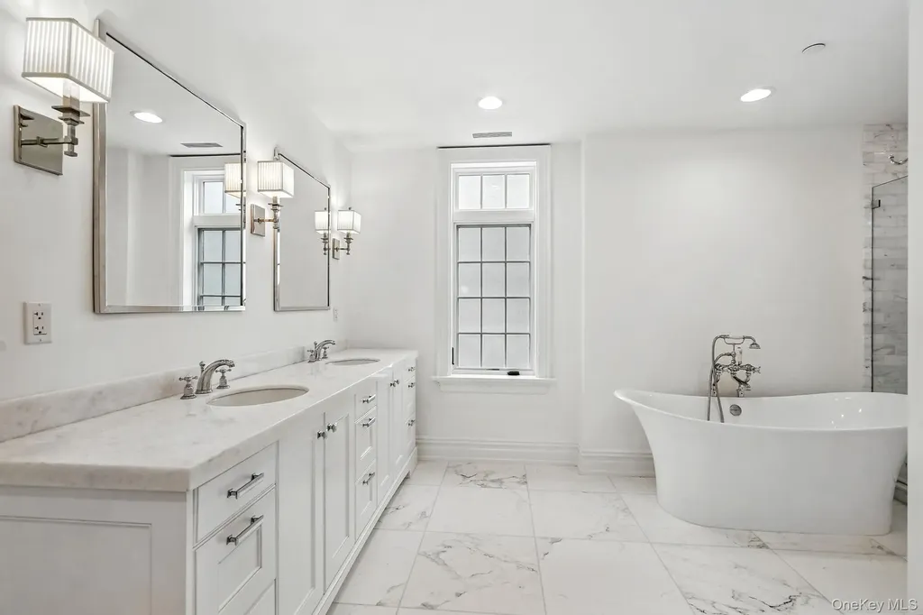 2 Weaver Street Scarsdale NY 10583