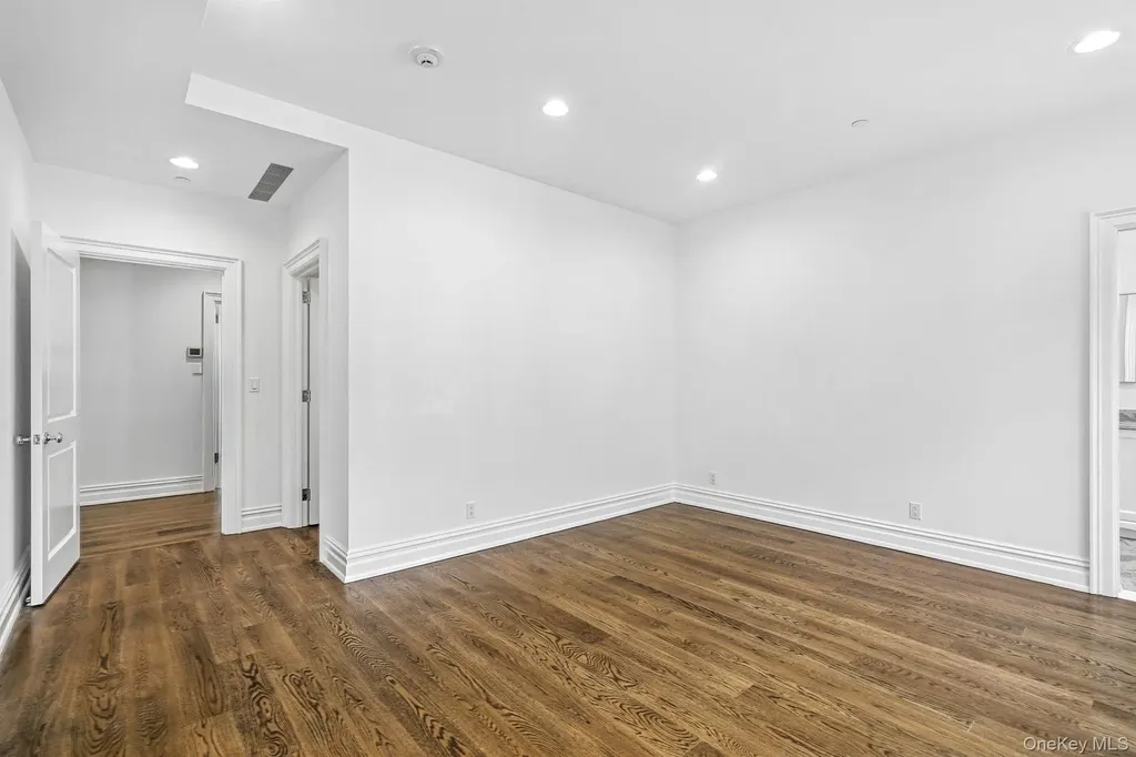 2 Weaver Street Scarsdale NY 10583