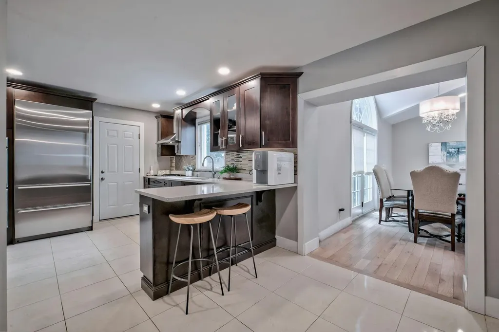 54 Castle Ridge Road Manhasset NY 11030