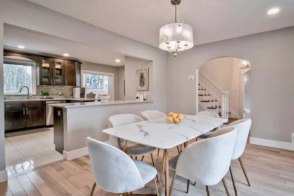 54 Castle Ridge Road Manhasset NY 11030