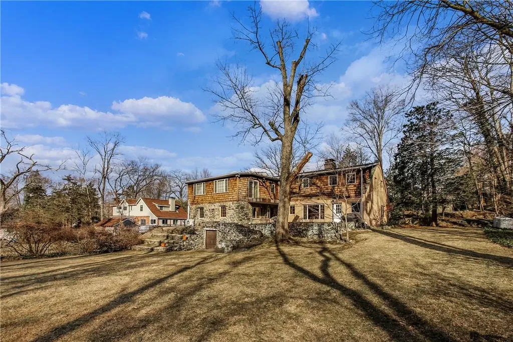 57 Ridge Road Hartsdale NY 10530