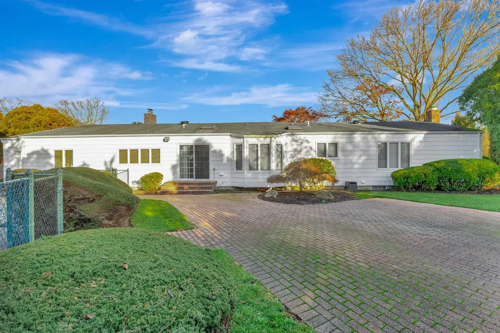 12 Sunhill Road Nesconset NY 11767