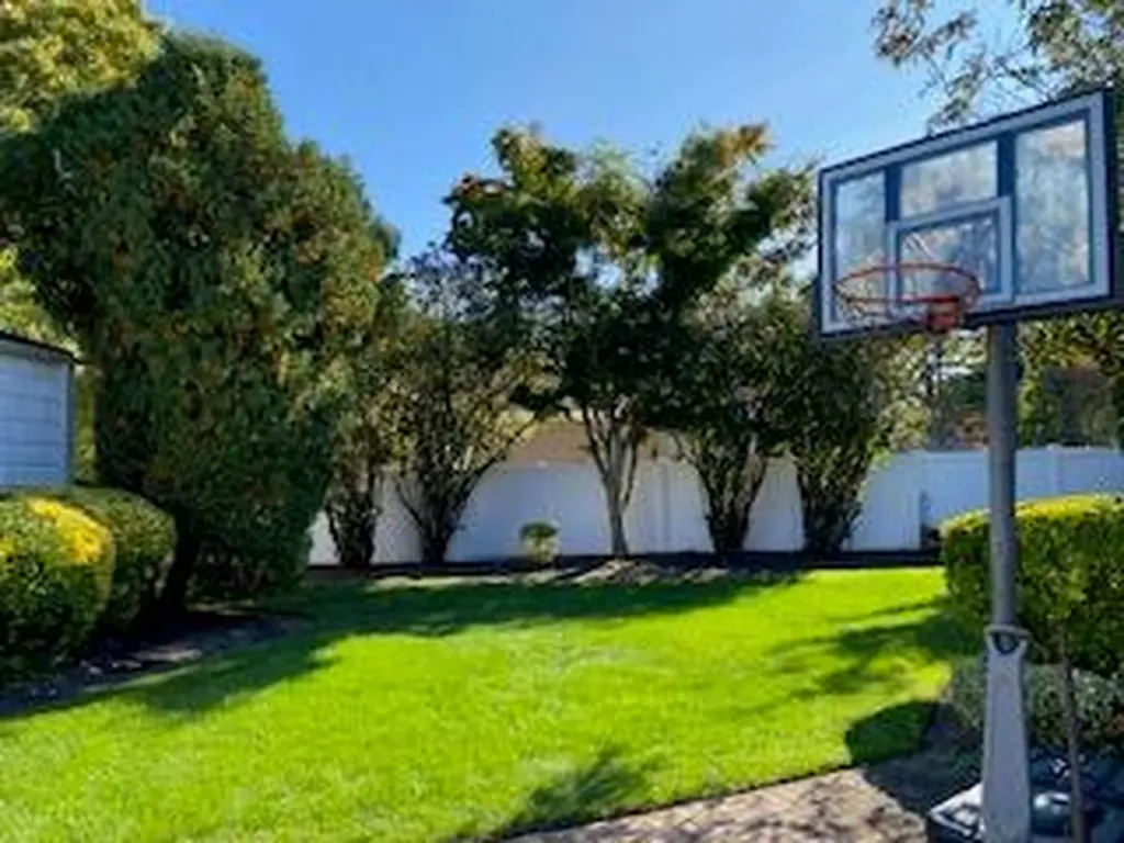 12 Sunhill Road Nesconset NY 11767