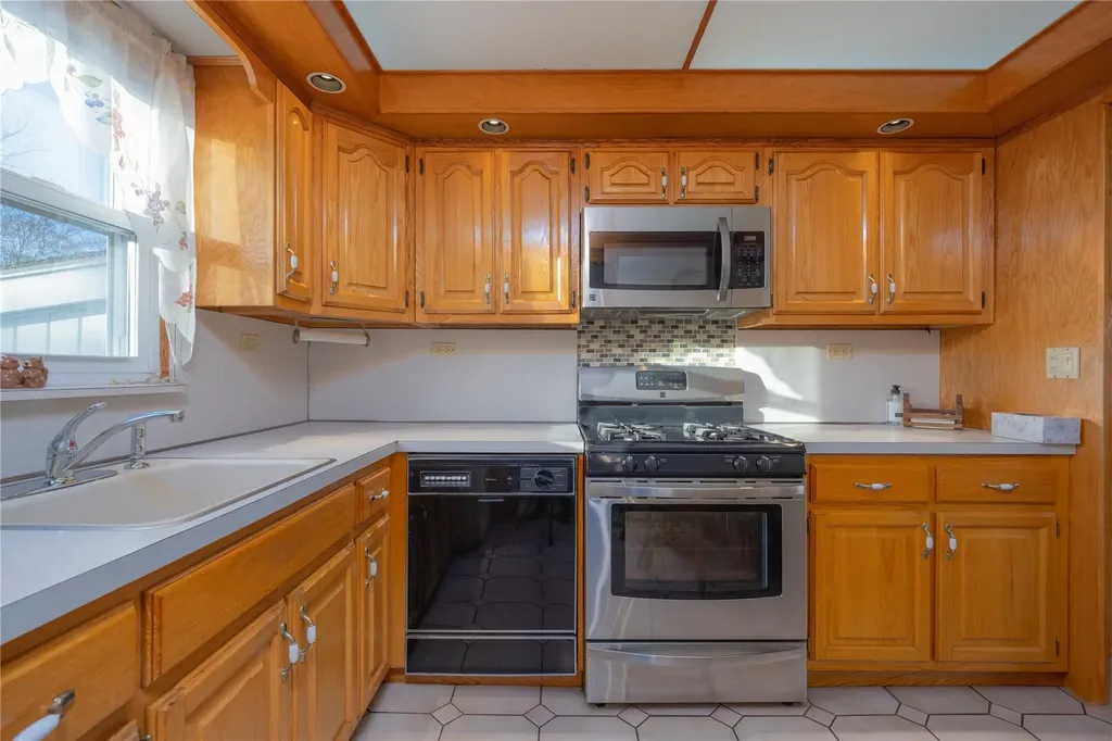 14 Montclair Road Yonkers NY 10710