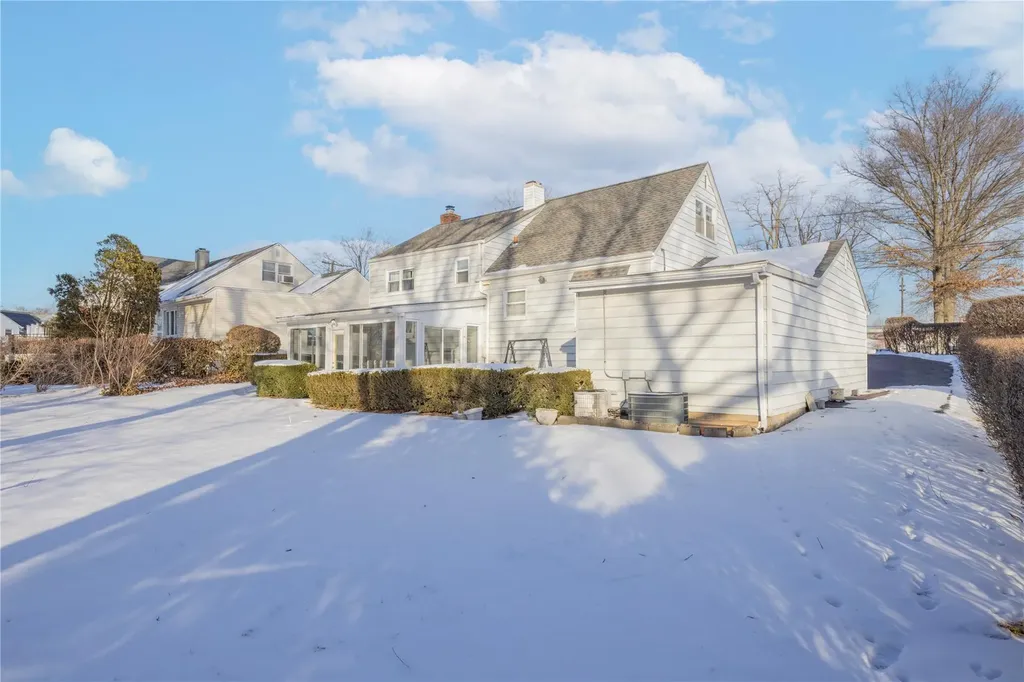 14 Montclair Road Yonkers NY 10710