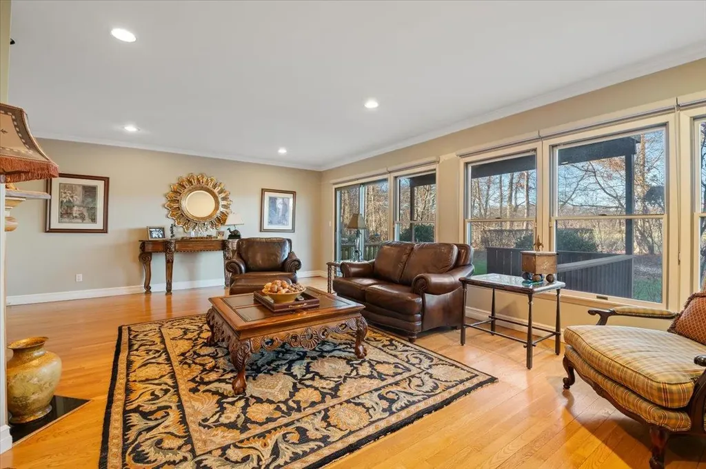 74 Hunt Drive Jericho NY 11753