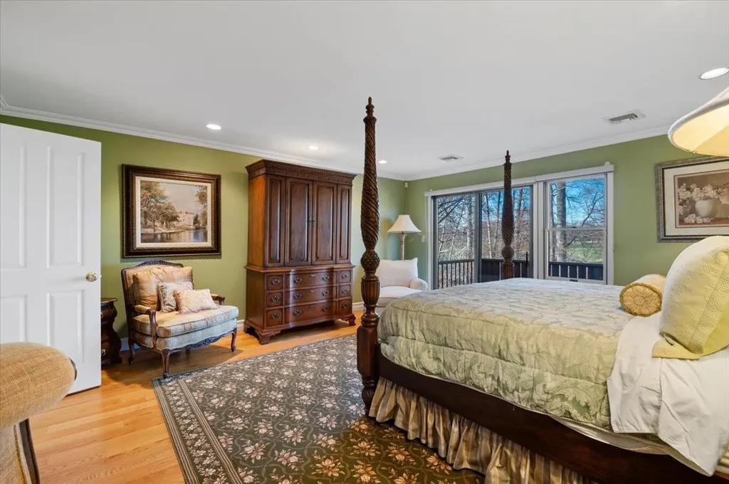 74 Hunt Drive Jericho NY 11753