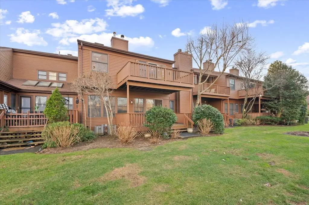 74 Hunt Drive Jericho NY 11753