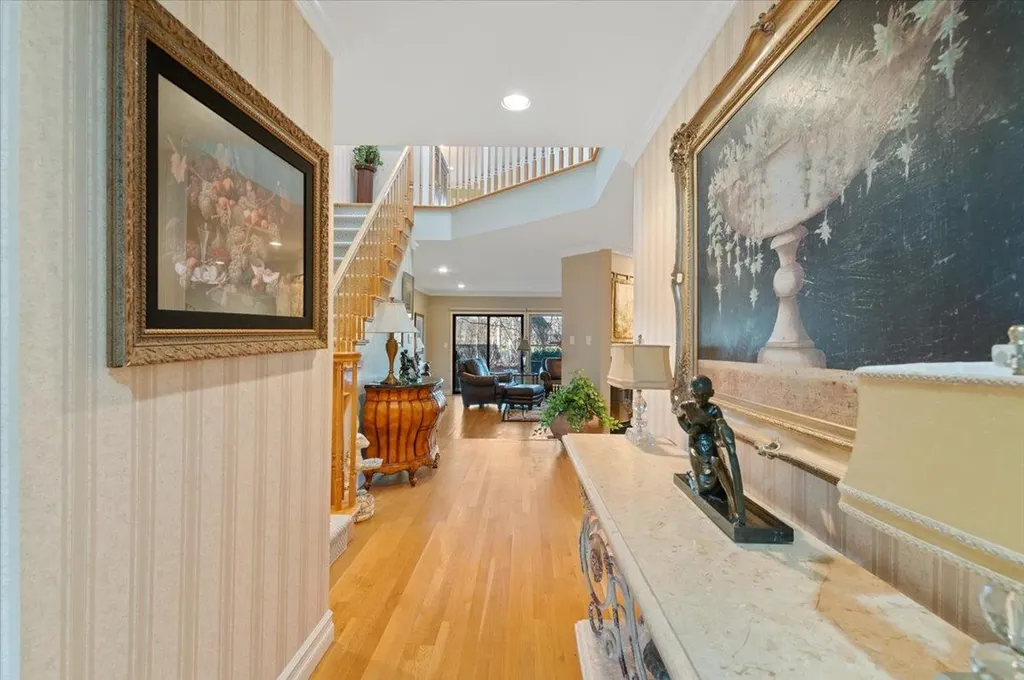 74 Hunt Drive Jericho NY 11753