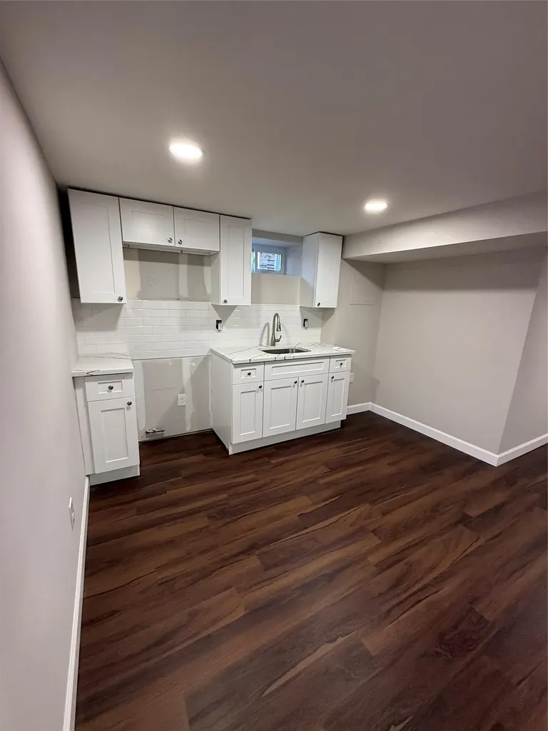 19 E Walnut Street Central Islip NY 11722