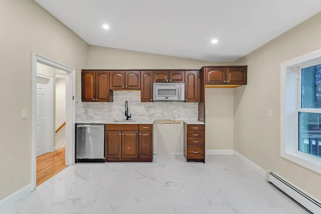 17 Imperial Drive Selden NY 11784