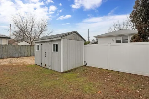 28 Baur Street West Babylon NY 11704