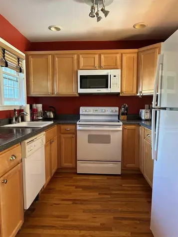 84 Sandalwood Lane Rhinebeck NY 12572