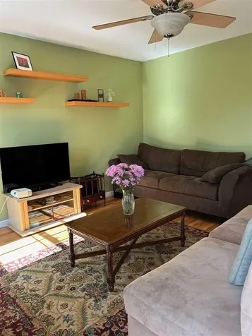 84 Sandalwood Lane Rhinebeck NY 12572