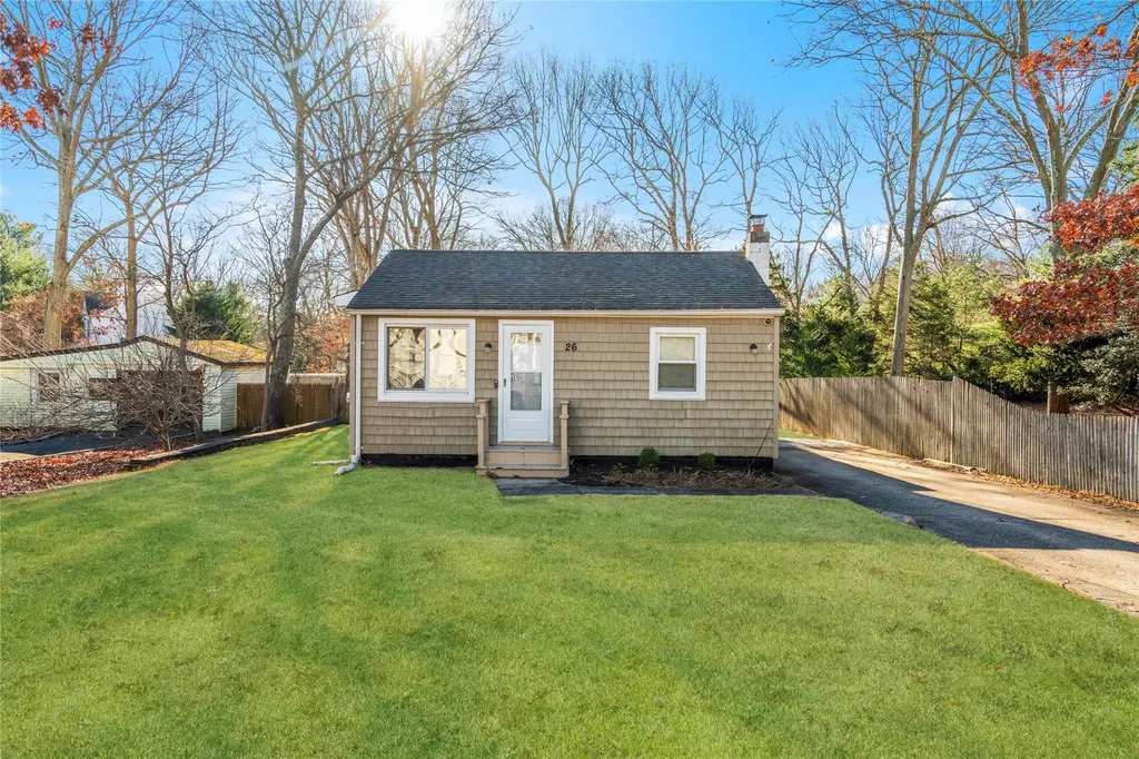 26 Rego Avenue Centereach NY 11720