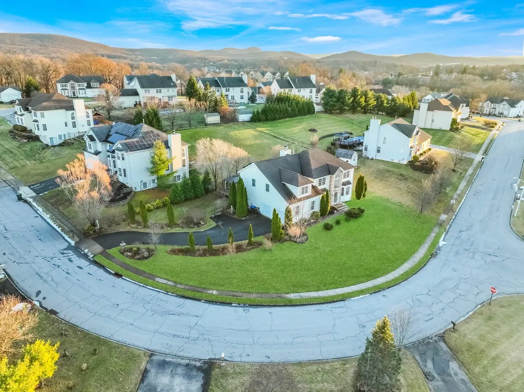 2 Grand View Terrace Chester NY 10918