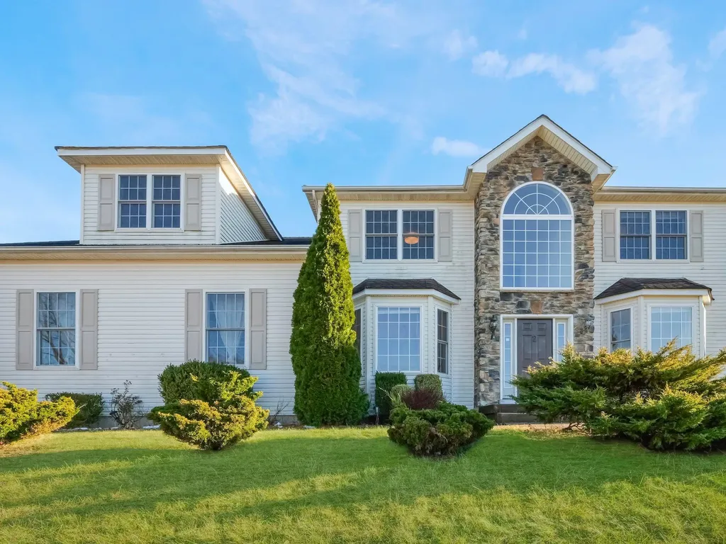 2 Grand View Terrace Chester NY 10918