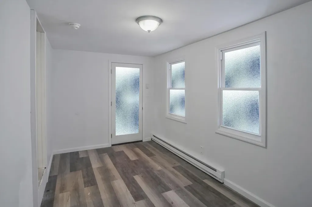 95 Fairway Avenue Riverhead NY 11901