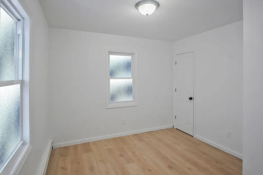 95 Fairway Avenue Riverhead NY 11901
