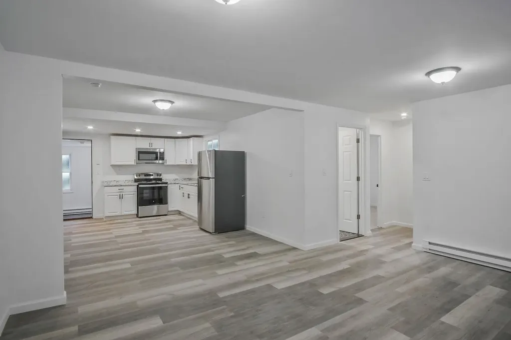 95 Fairway Avenue Riverhead NY 11901