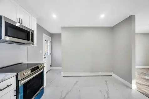 15 Mill Lane Medford NY 11763