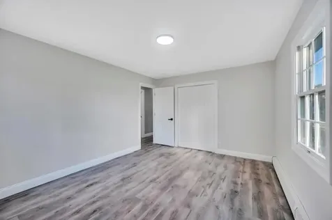 15 Mill Lane Medford NY 11763