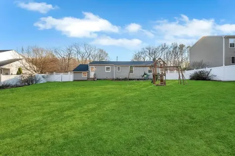 15 Mill Lane Medford NY 11763