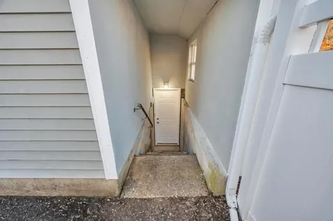 15 Mill Lane Medford NY 11763