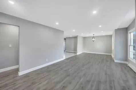 15 Mill Lane Medford NY 11763