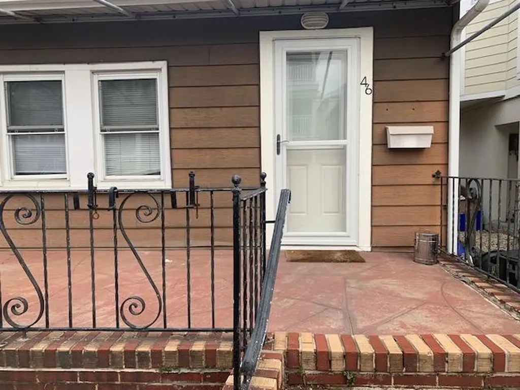 46 Delaware Avenue Long Beach NY 11561