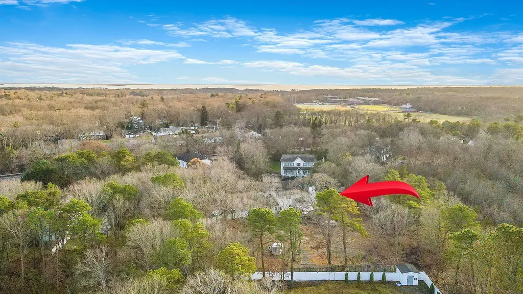6 Orient Avenue Brookhaven NY 11719