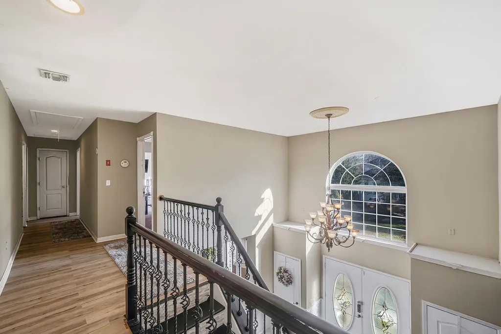 6 Orient Avenue Brookhaven NY 11719