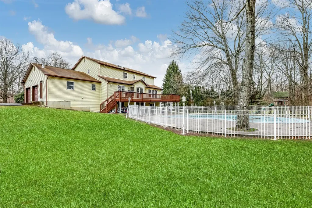 23 Mills Road Suffern NY 10901