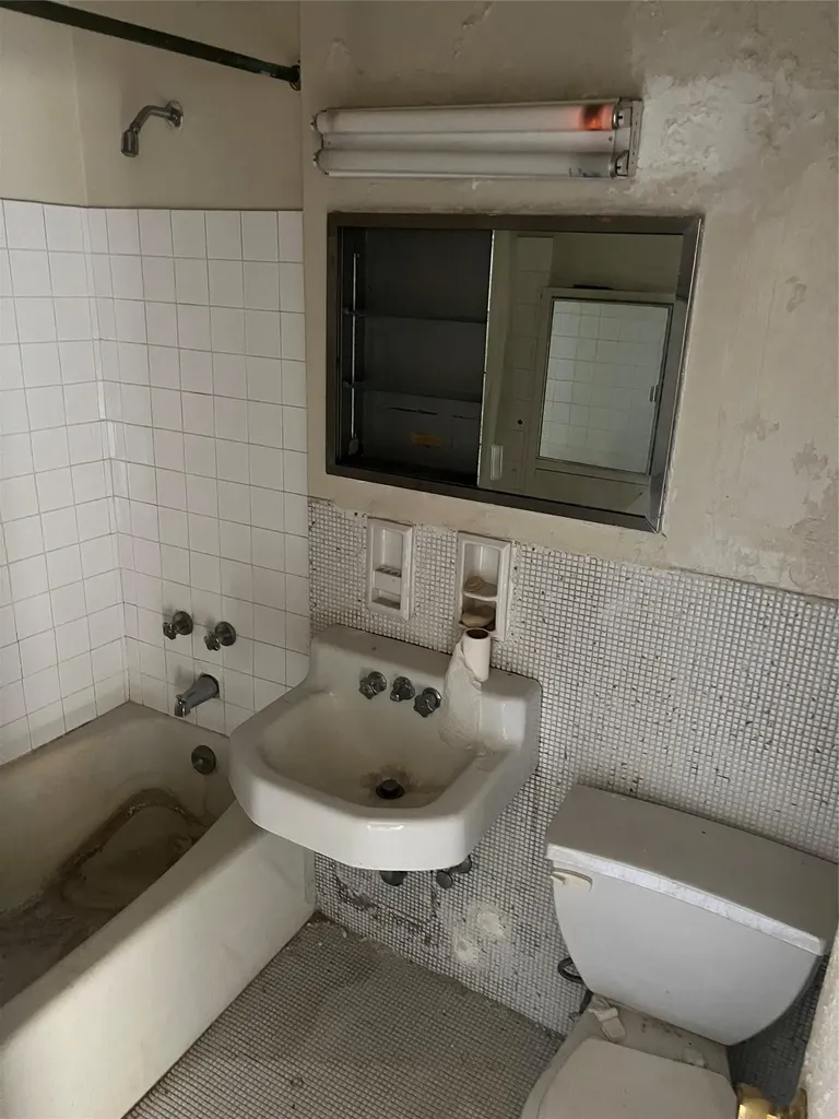 1020 Grand Concourse Bronx NY 10451