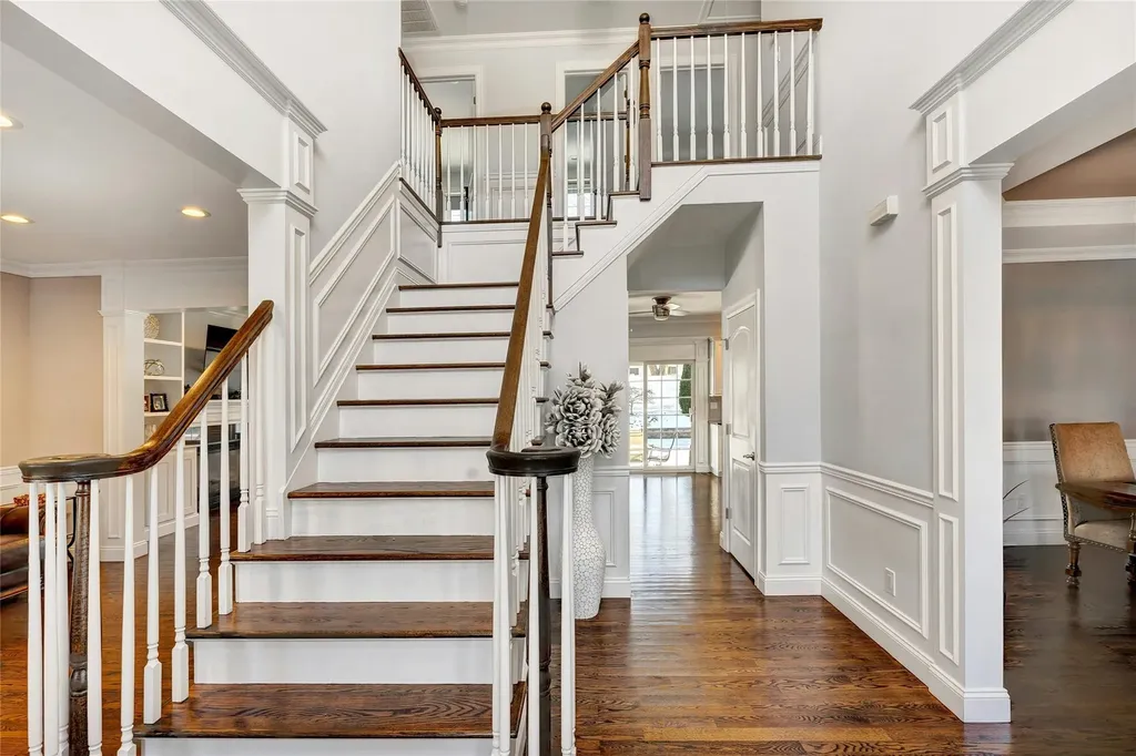 160 Morton Boulevard Plainview NY 11803-6204