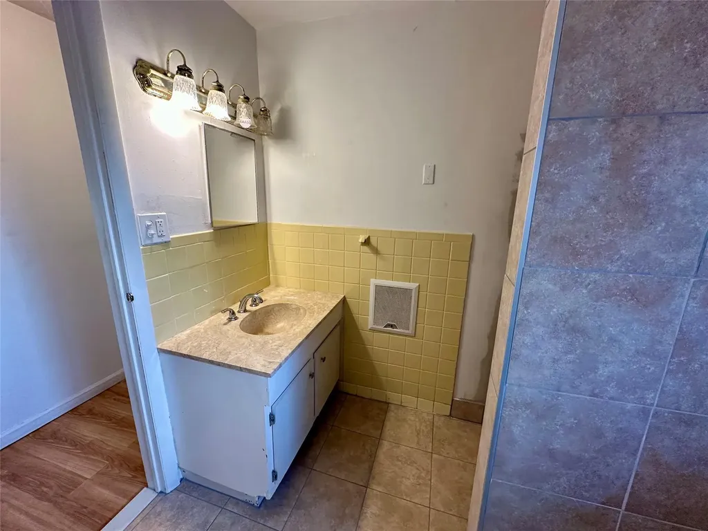 2458 Route 302 Middletown NY 10941